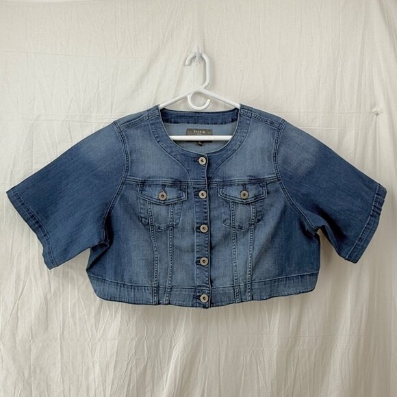 Torrid Crop Jacket Denim Women +Size 3 Medium Wash - Picture 1 of 8